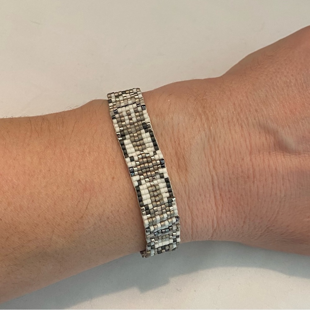 CHAN LUU White Gray Black Bead Leather Tribal Print Bracelet